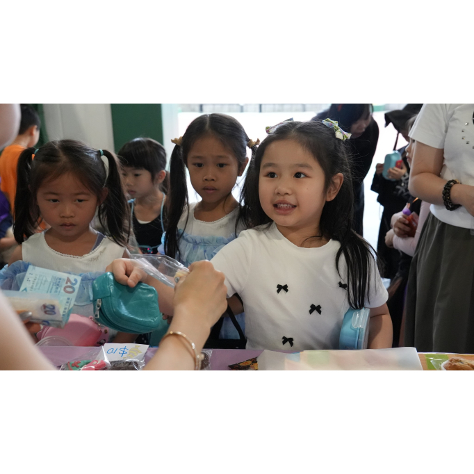 574102995_1297018125772706_8289367497089274538_n