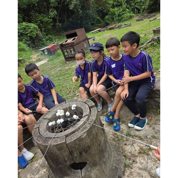 580053864_1306094661531719_8456595771102678295_n