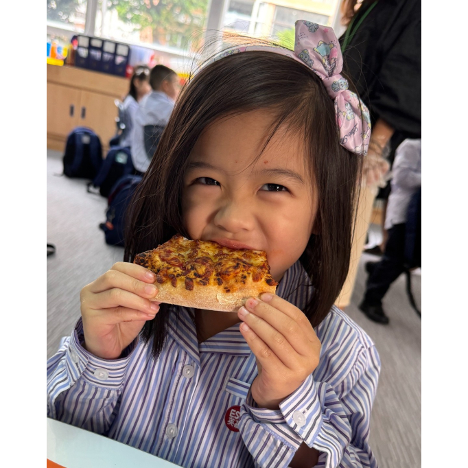 581225067_1307014091439776_1420089643420691252_n